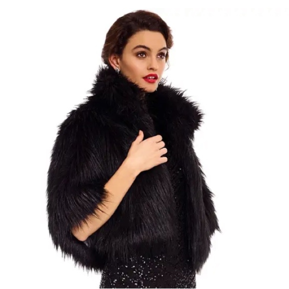 Unreal Fur Black Nord Cape OS